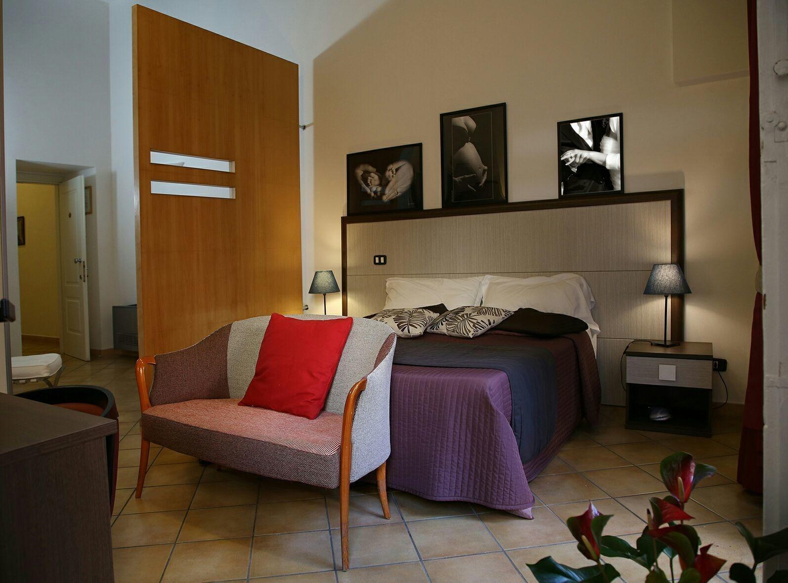 Caravaggio Hotel เนเปิลส์ ภายนอก รูปภาพ